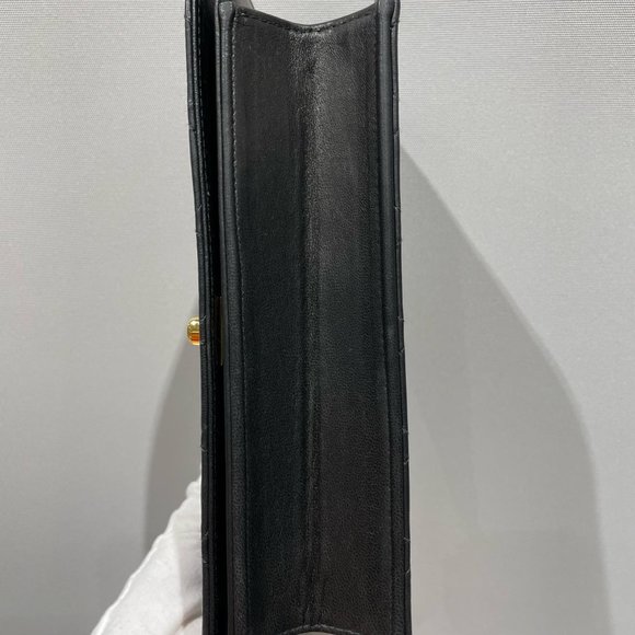 CHANEL Vintage Full Flap WOC Gold Hardware Black Lamp Leather - Picture 6 of 16